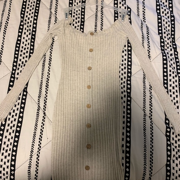 Tops/Robe/dresses - Picture 16 of 16